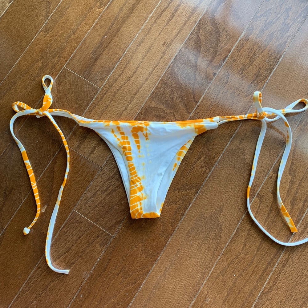 Frankies bikini bottoms